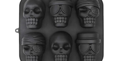 molde-de-silicona-con-diseños-de-calaveras-para-reposteria