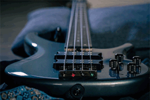 bajo-de-rock-y-heavy-metal